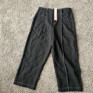 Black and white stitching  Badgley Mischka high waisted wide leg pants